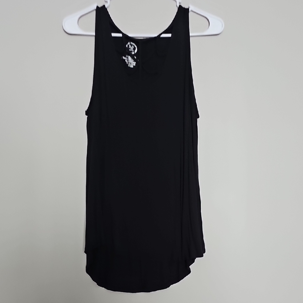 Chic Black Sleeveless Tank Top